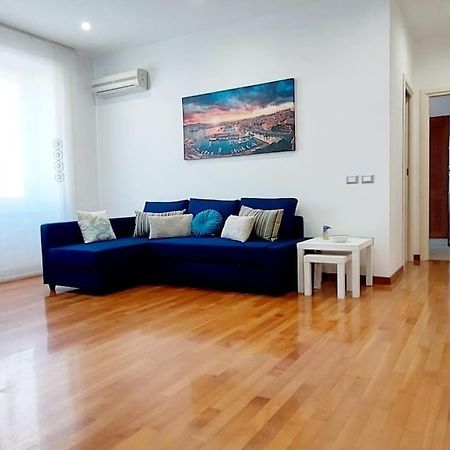 Blue Apartment Cagliari Buitenkant foto
