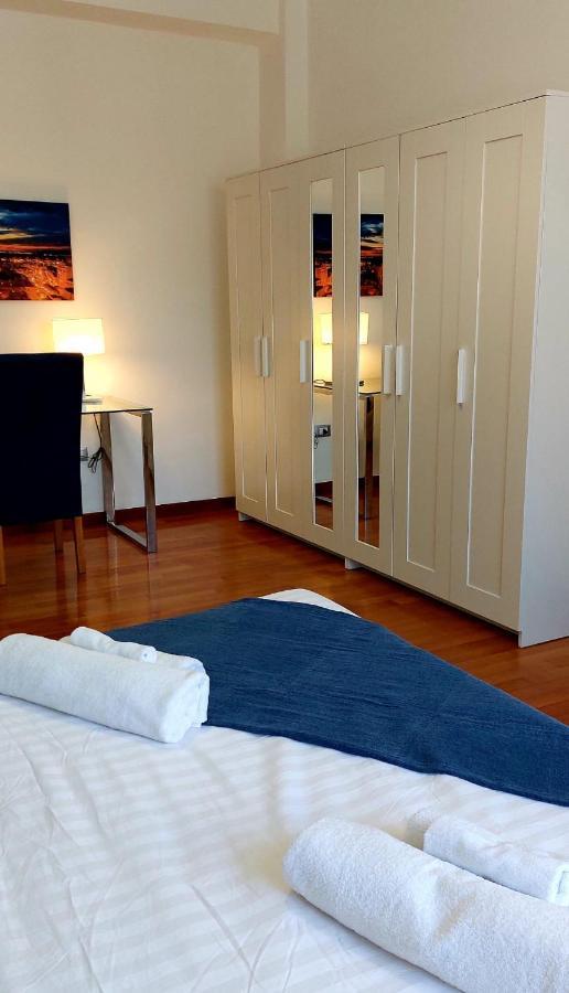 Blue Apartment Cagliari Buitenkant foto